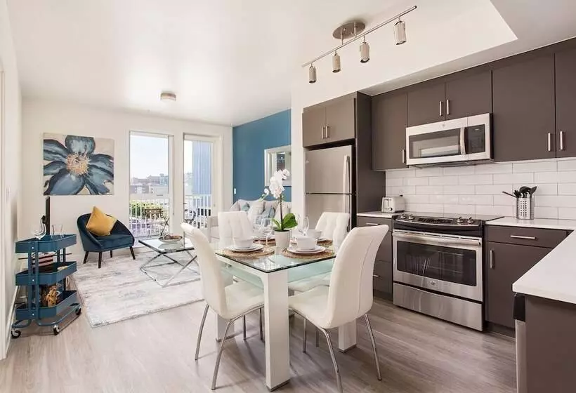 Brand New Downtown La Luxury Apartment