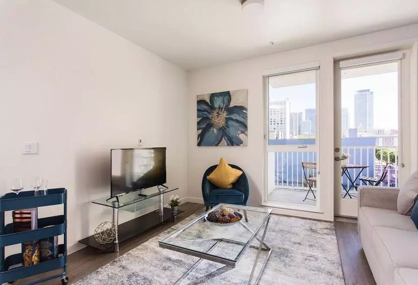 Brand New Downtown La Luxury Apartment