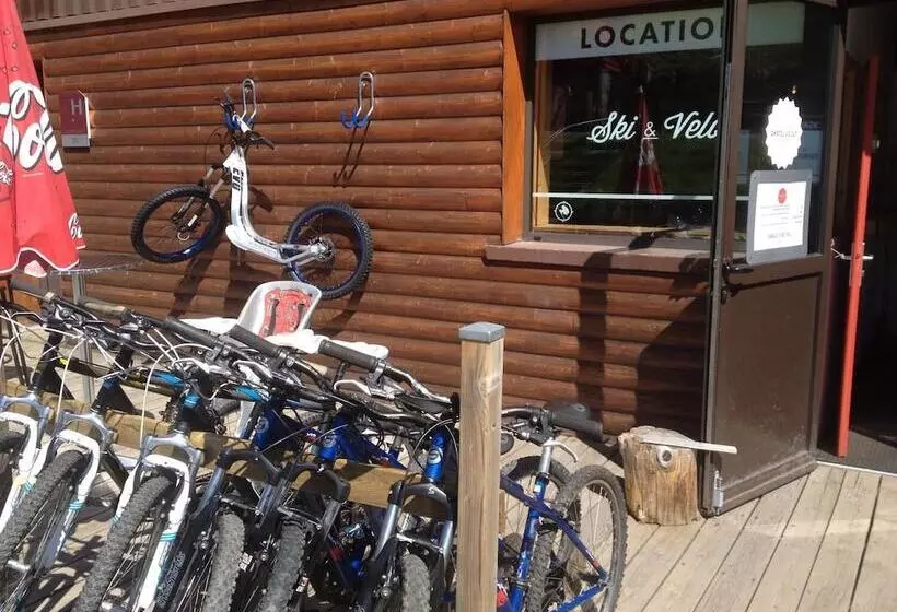 Hotelli Le Tuc De L Etang