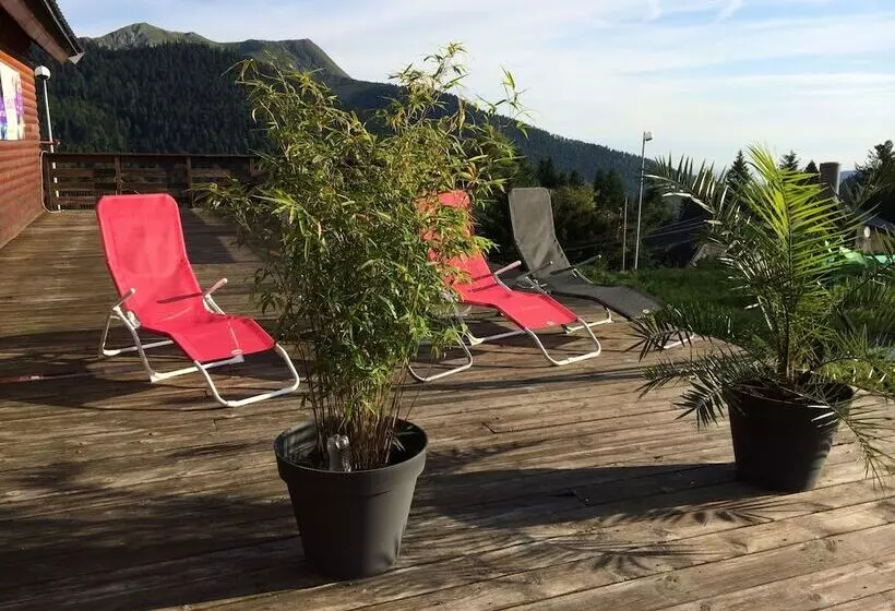 Hotelli Le Tuc De L Etang