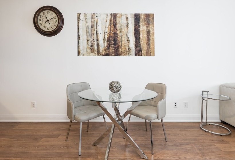 Szálloda Metropolis Suites Yonge Sheppard