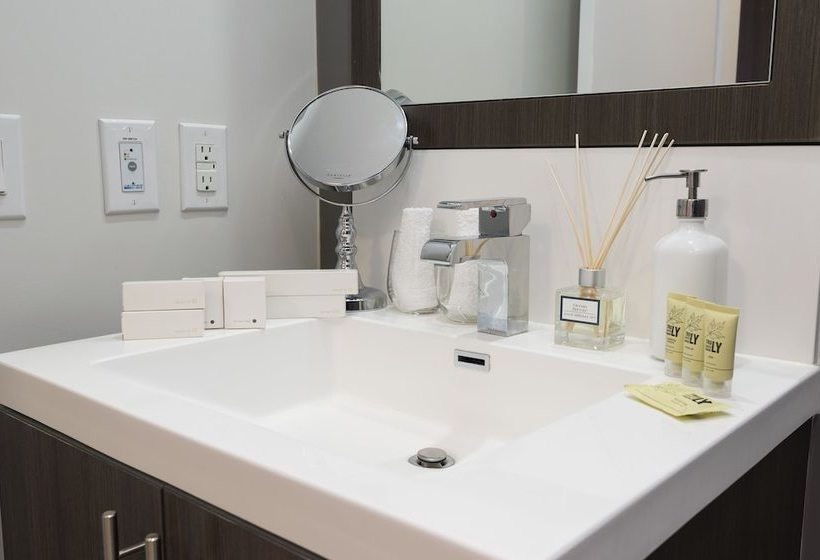 Szálloda Metropolis Suites Yonge Sheppard