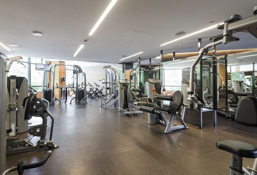 Szálloda Metropolis Suites Yonge Sheppard