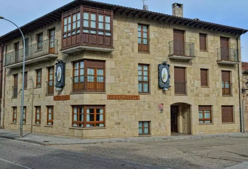 ホテル Rural La Corte De Los Pinares