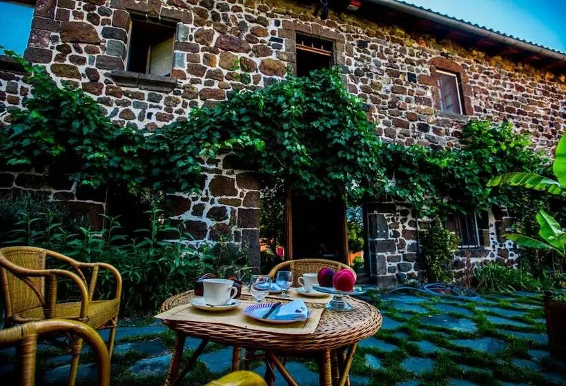 Majatalo Chambre D Hôtes Et Gites Du Tapissier