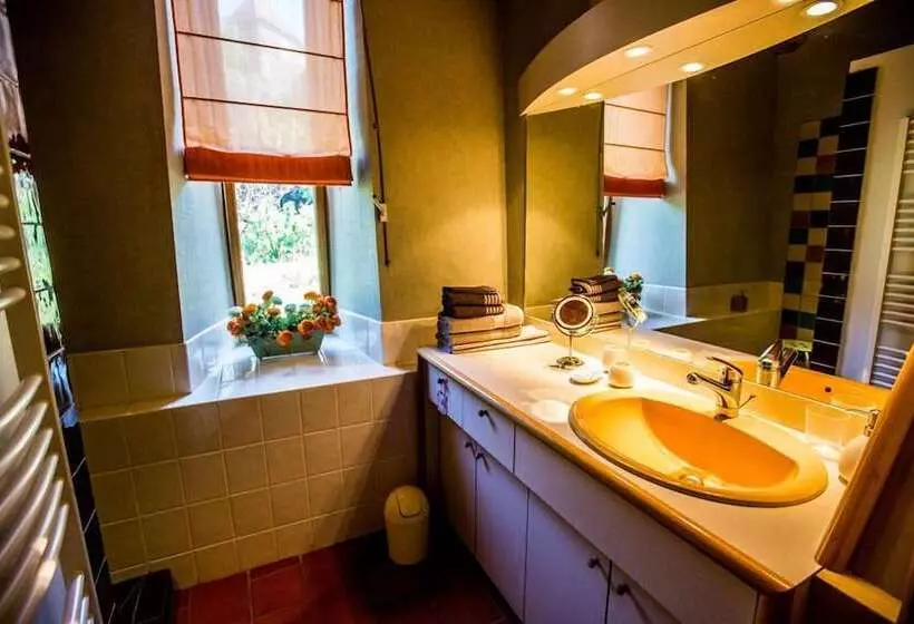 Majatalo Chambre D Hôtes Et Gites Du Tapissier