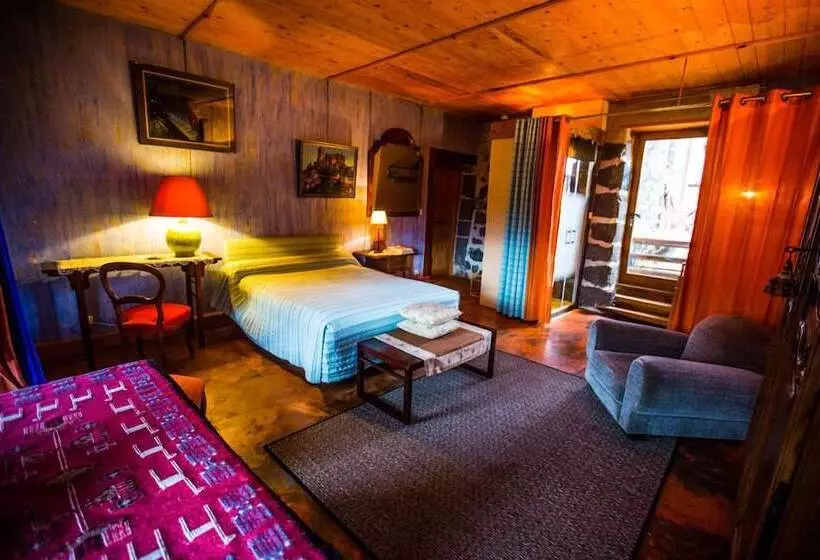 Majatalo Chambre D Hôtes Et Gites Du Tapissier