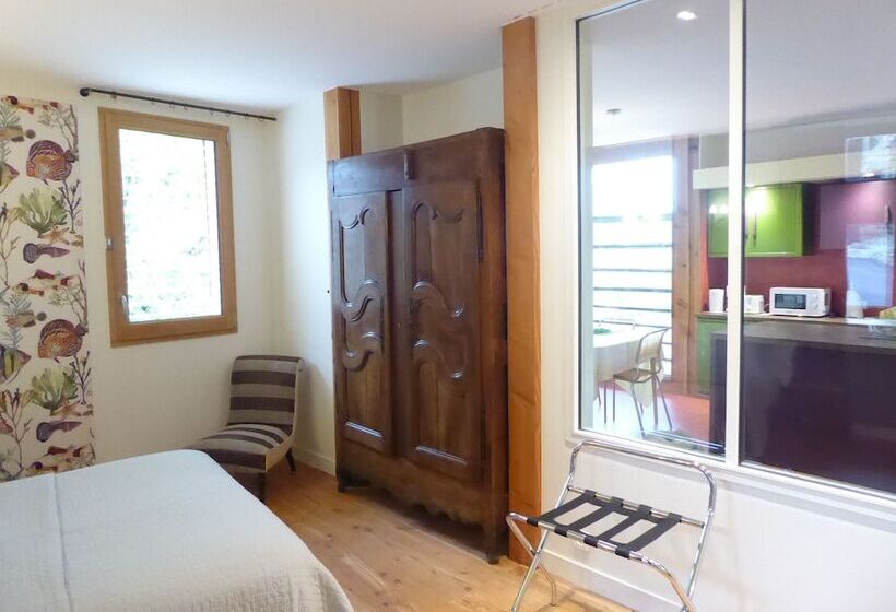 بنسيون Chambre D Hôtes Et Gites Du Tapissier