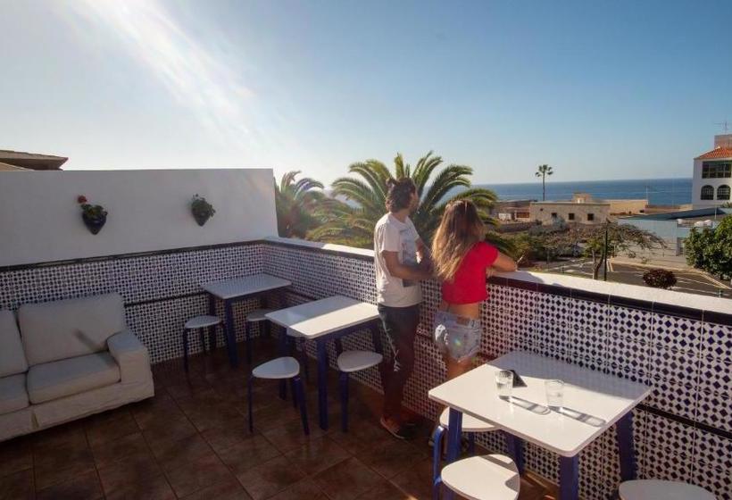 فندق صغير Adventure House Tenerife