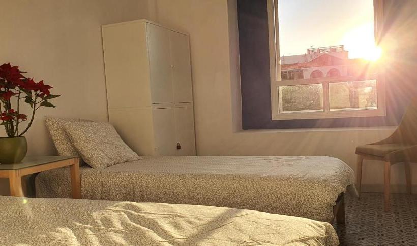 فندق صغير Adventure House Tenerife