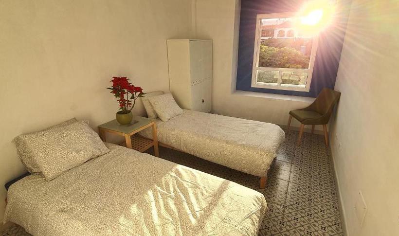 فندق صغير Adventure House Tenerife