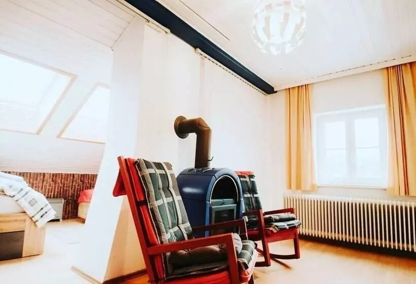 Rosy S House B&b