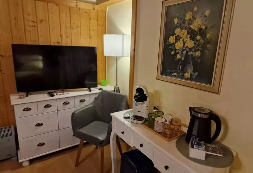 Rosy S House B&b