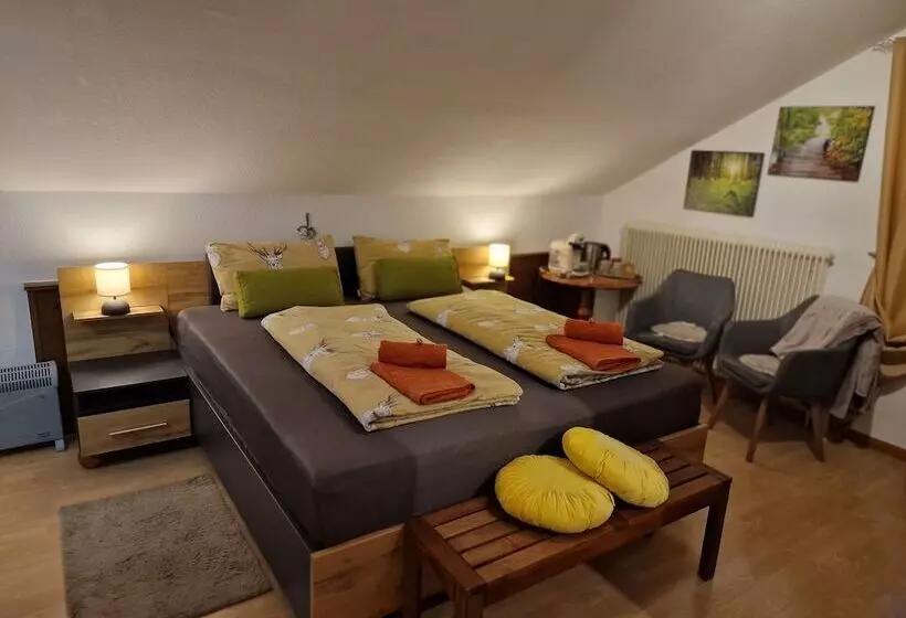 Rosy S House B&b