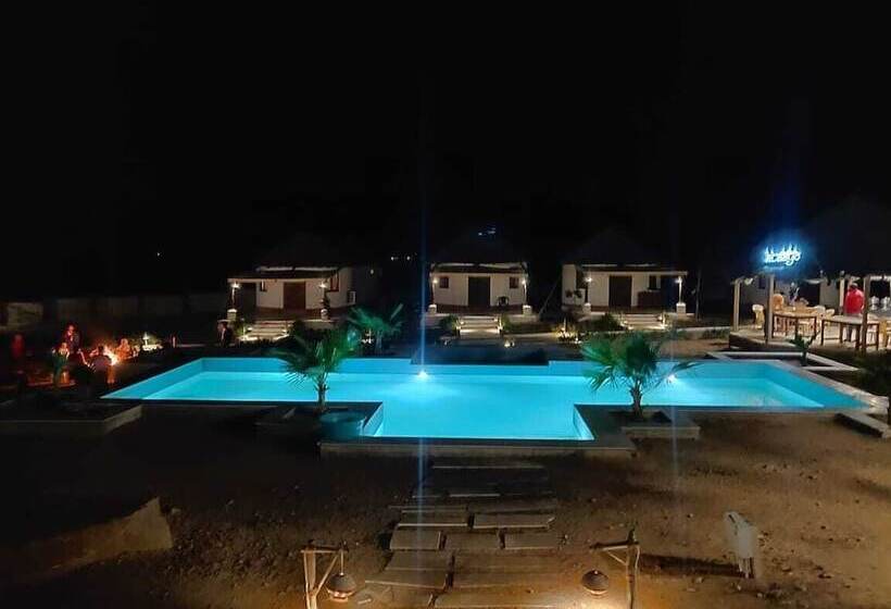 בית מלון כפרי Kiaayo Resort White Rann Of Kutch