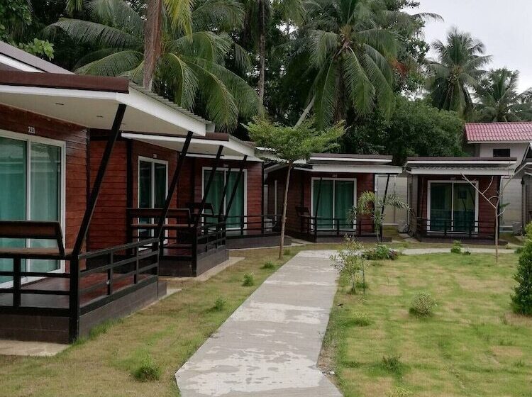 فندق Phumiphat Resort Koh Mook