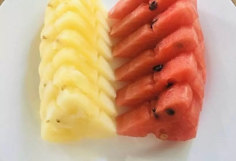 Hotelli Phumiphat Resort Koh Mook