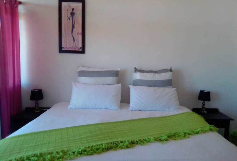 פנסיון Oudtshoorn Homestay Accommodation