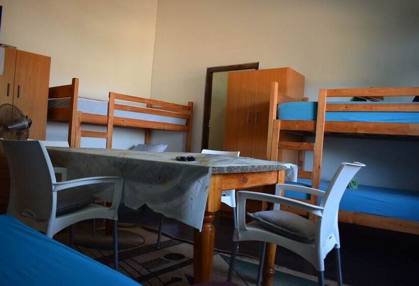 פנסיון Oudtshoorn Homestay Accommodation