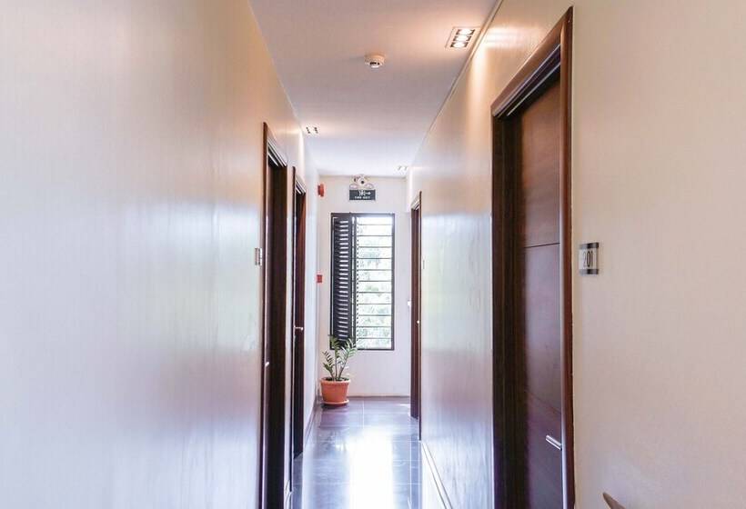 Pension (Hôtel basse catégorie) Reddoorz @ Dona Jacinta Basak Mandaue