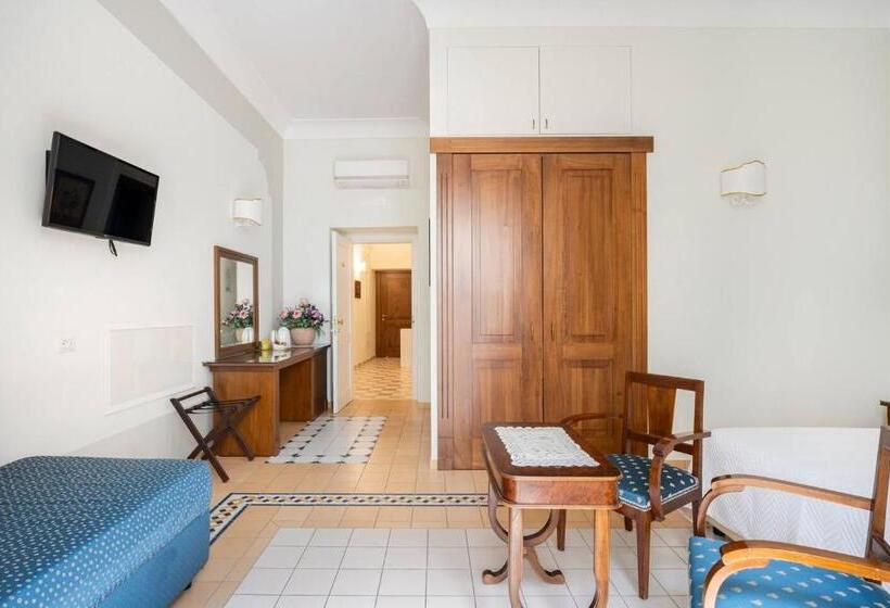 Rosa Magra Guest House