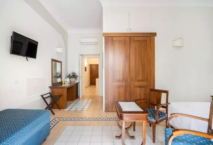 Rosa Magra Guest House