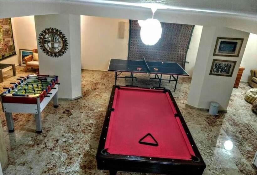 Villa Ruya,with Swimming Pool & Stunning Sea Views