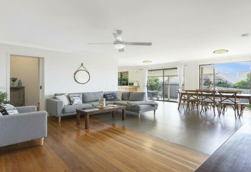 Bailey S Beach House