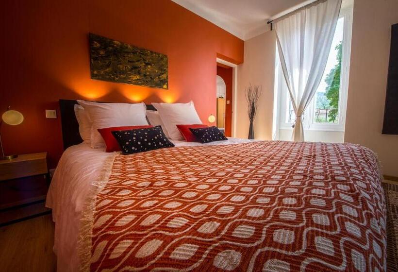 Bed and Breakfast Une Autre Histoire