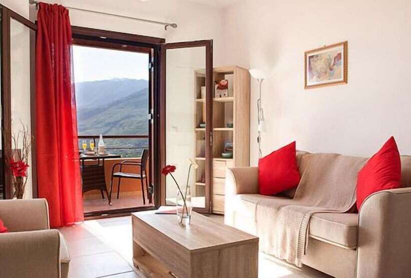 Daphne Morfi Village