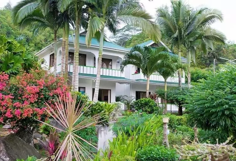 Evergreen Apartments