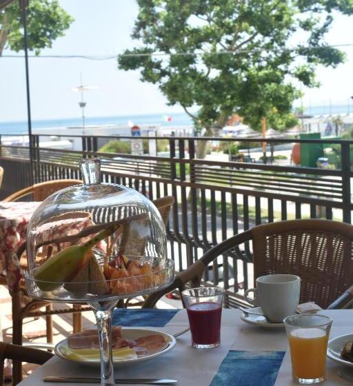 בית מלון כפרי Bristol