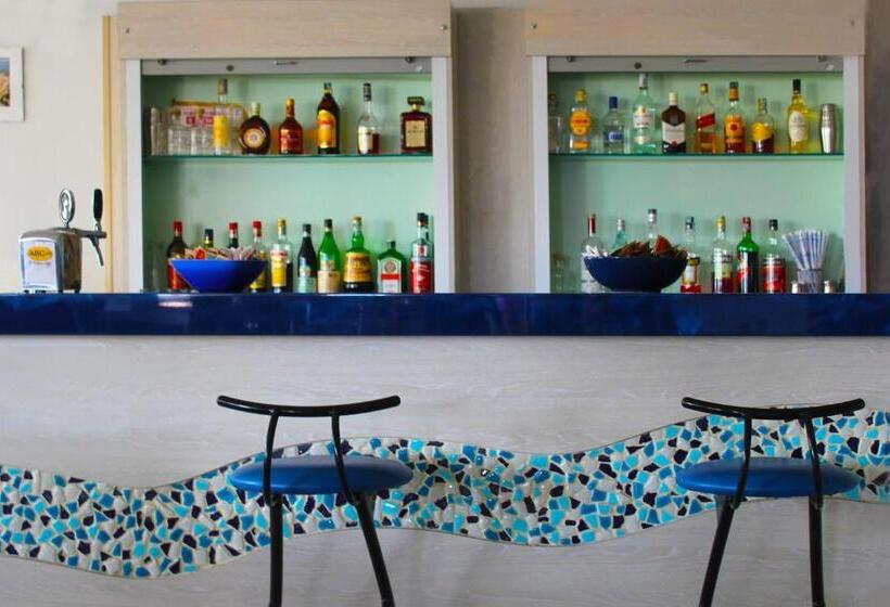 בית מלון כפרי Bristol