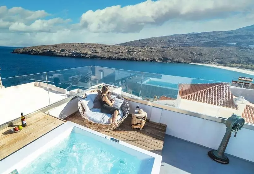 Hotelli Castel Abaso Boutique Apartments By Explore Andros