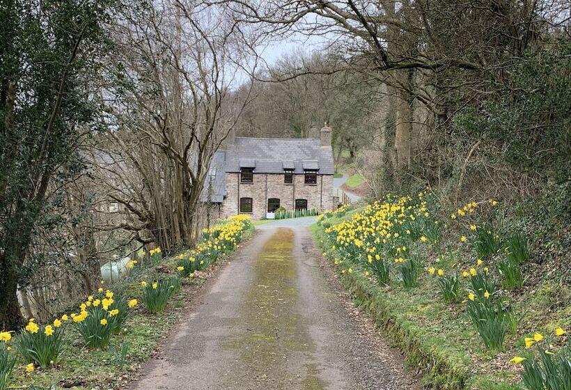 酒店 Hilltops Brecon Holiday Cottages