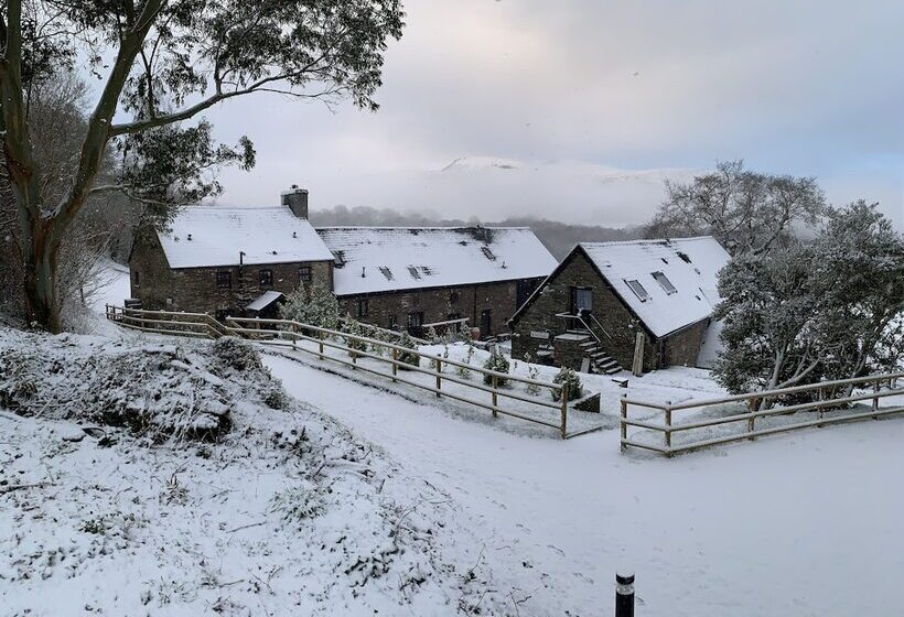 ホテル Hilltops Brecon Holiday Cottages