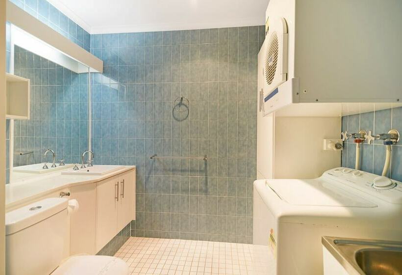 Kari 3 3/7 Peregian Esplanade