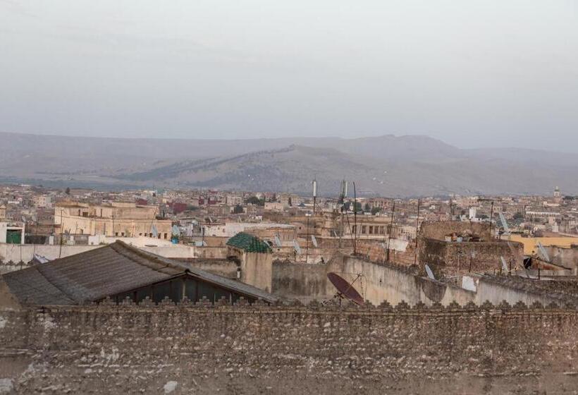 پانسیون Dar Benelmahi