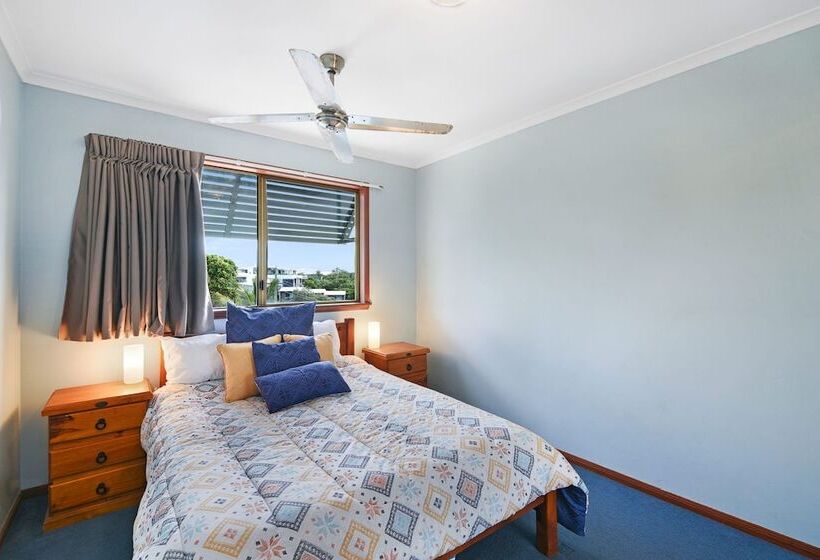 Vaai Moana 5/10 Oriole Avenue