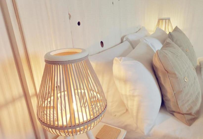 Villa 98 Bed & Breakfast