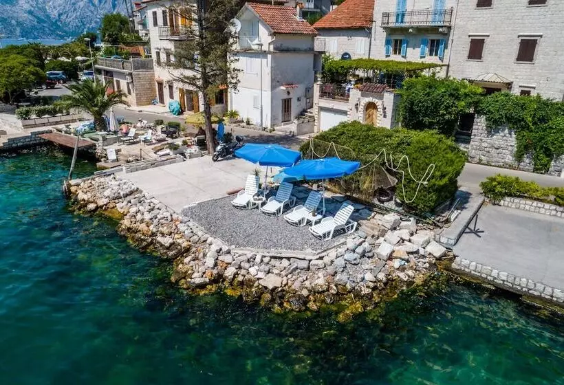 Villa Donkovic