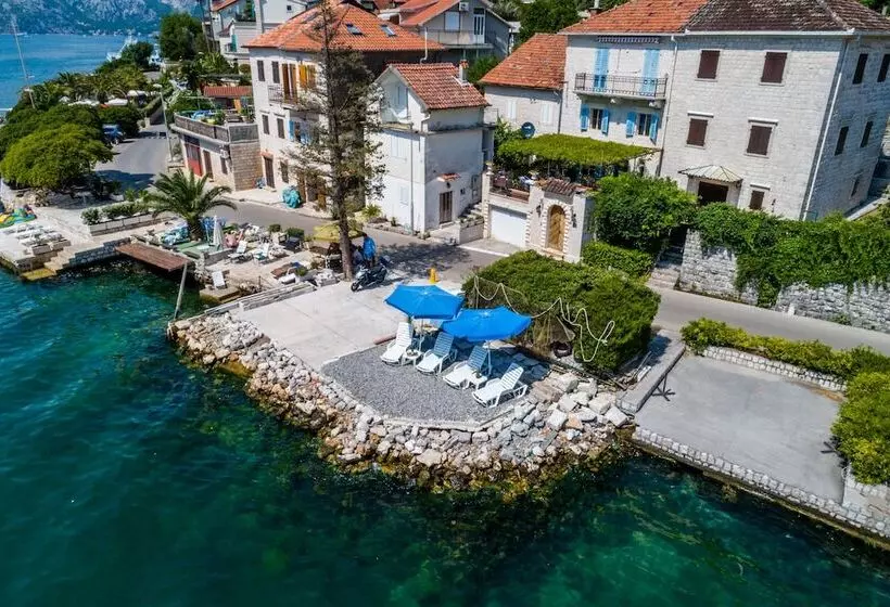 Villa Donkovic