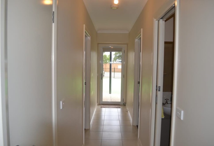 Waterview   2 Doc Crt