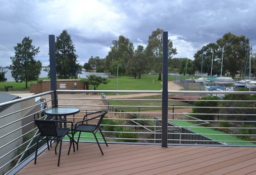 Waterview   2 Doc Crt