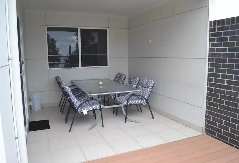 Waterview   2 Doc Crt