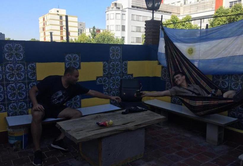 پانسیون Hostel Juniors