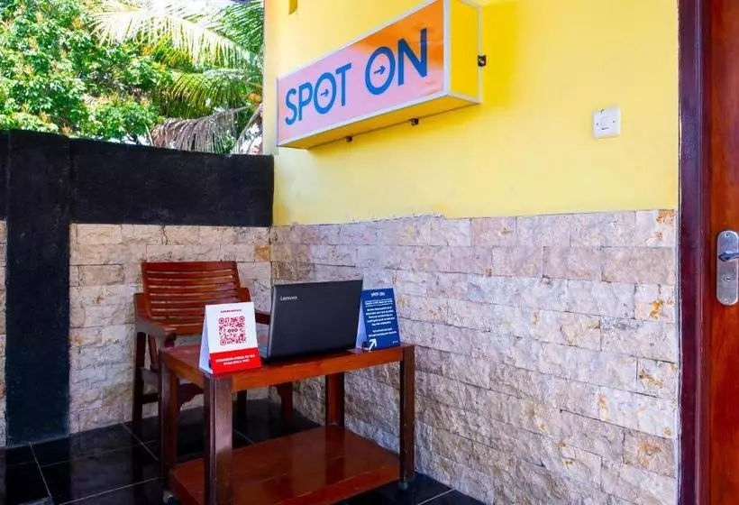 ホテル Spot On 2732 Sandy Guesthouse