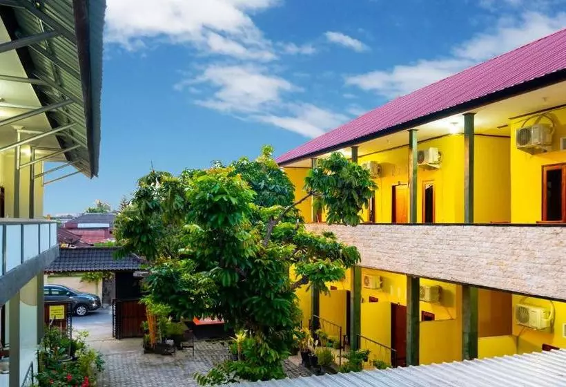 ホテル Spot On 2732 Sandy Guesthouse