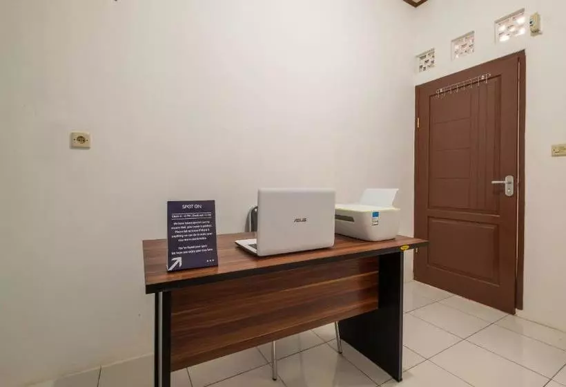Hotelli Spot On 2805 Oryza Place Syariah