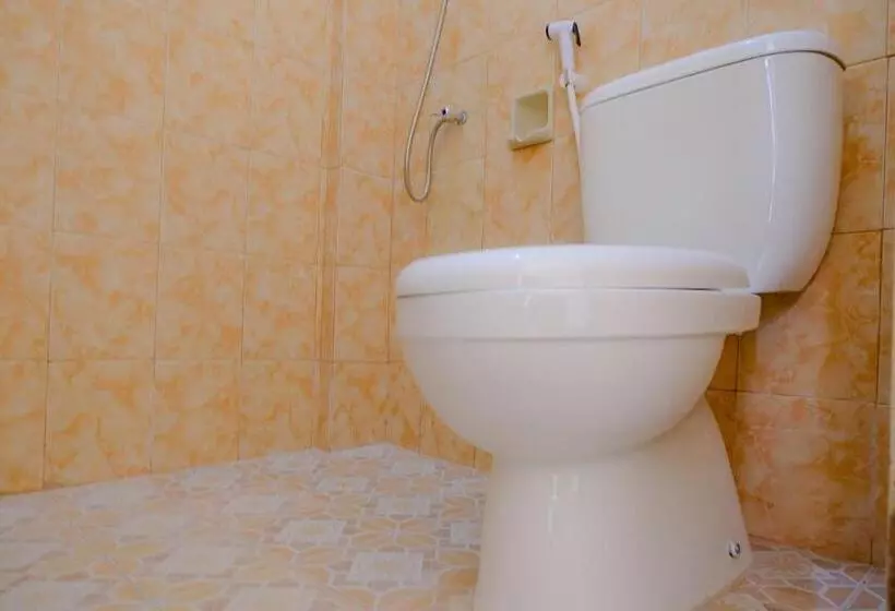 Hotelli Spot On 2826 Panderman Residence